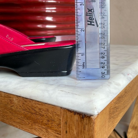 Talbots Red Leather Slide Sandals - Size 8.5 - Picture 9 of 13